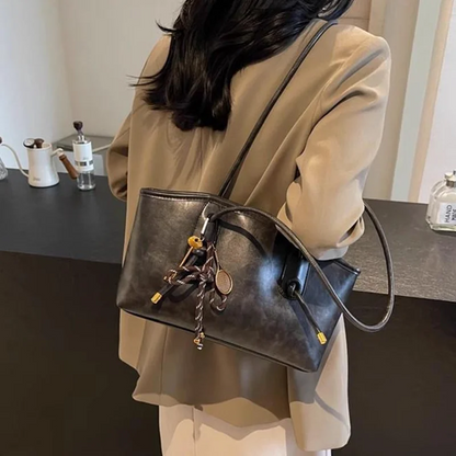 👝Women's Elegant Solid Color Large Capacity Shoulder Bag